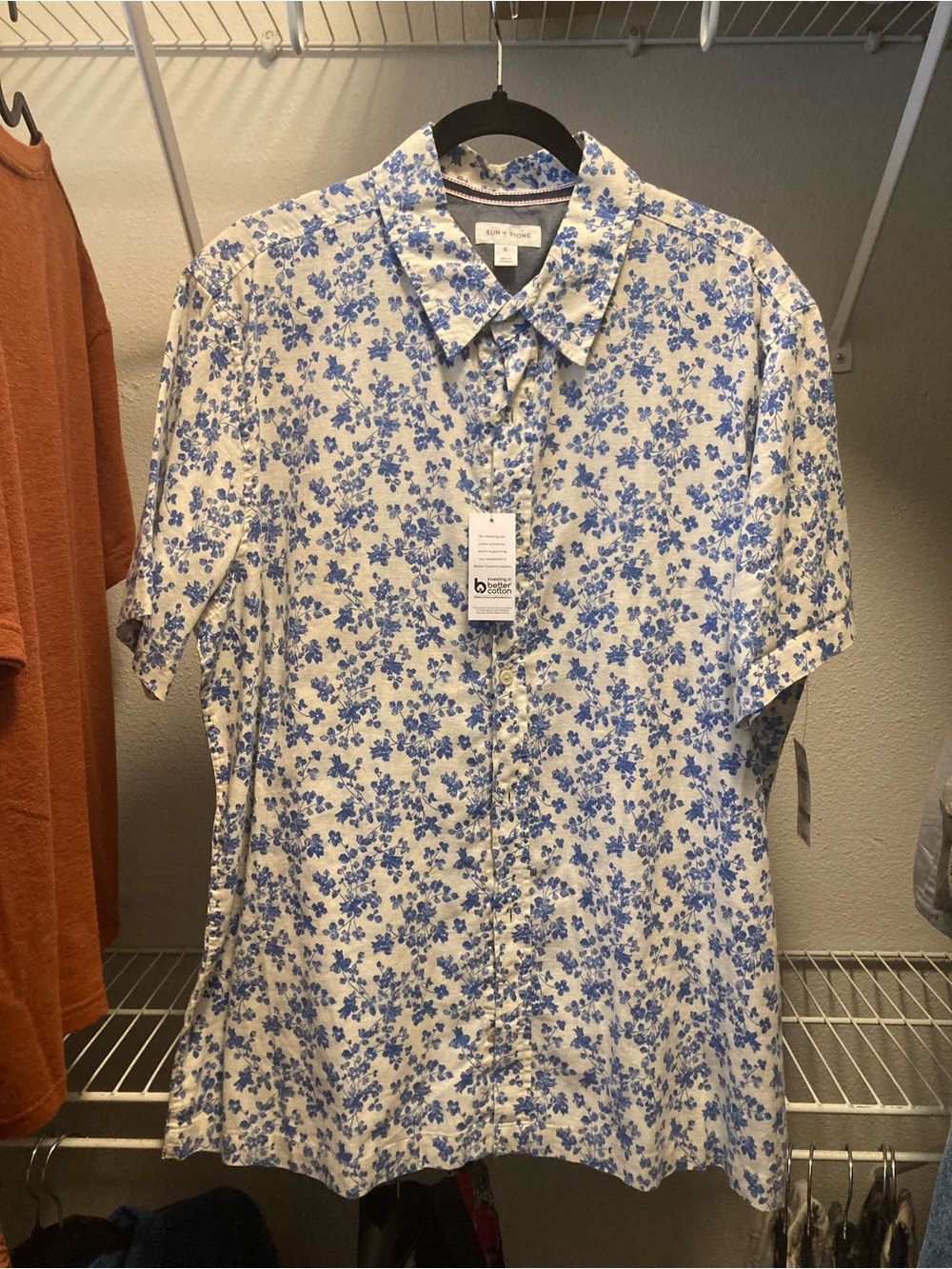 NWT Sun + Stone Linen/Cotton Short-Sleeve Floral Button-Down
